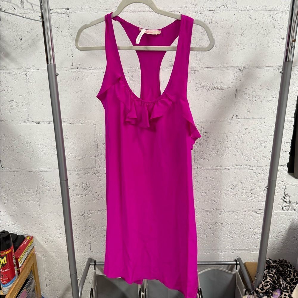 Elegant Hot Pink Sleeveless Tank - Alice & Trixie LIKE NEW - Medium - 100% Silk